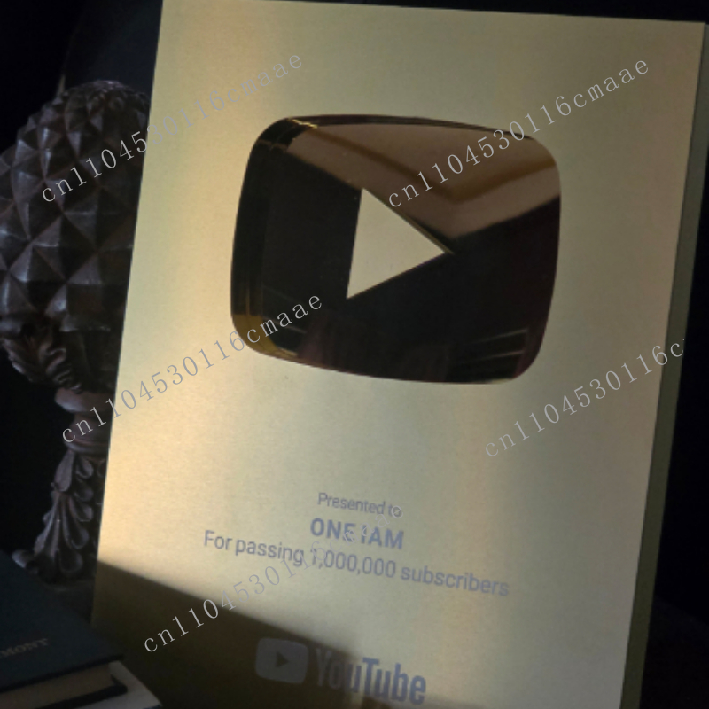 Esports Gaming Trophy - Aangepaste naam, gepersonaliseerde YouTube Play Button