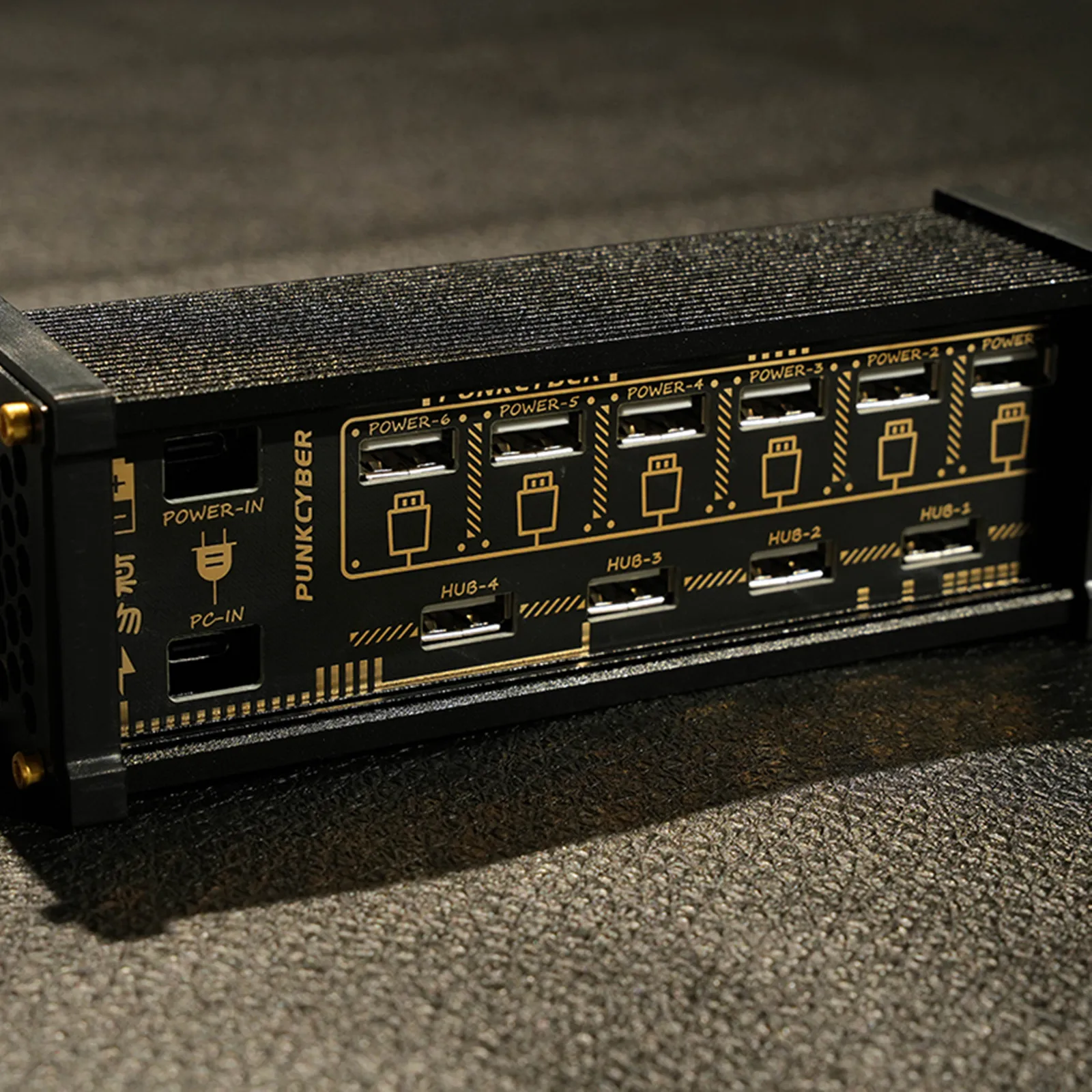 Cyberpunk NK5 USB-schakelaaraa - Esports Gaming Trophy recensie en prijs